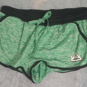 Women's Green Athletic Shorts Medium Delta State University